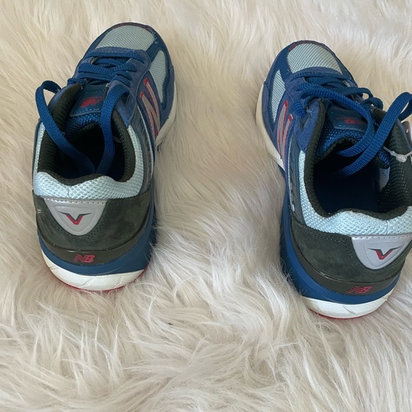 New balance sneakers brand new - Picture 3 of 5